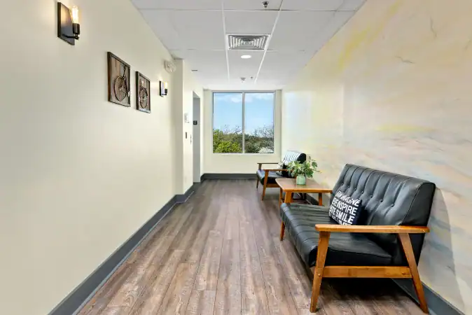 ER Detox_04-2024 Detox Interior-4