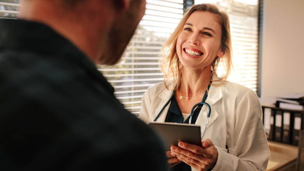 Doctor supervising medication at residential rehab in New Jersey.